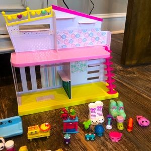 Shopkins House